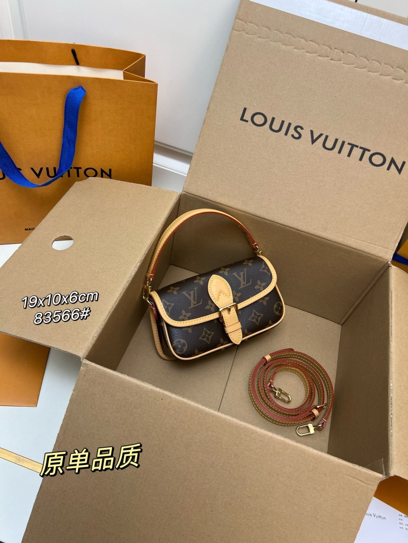 LV Clutch Bags